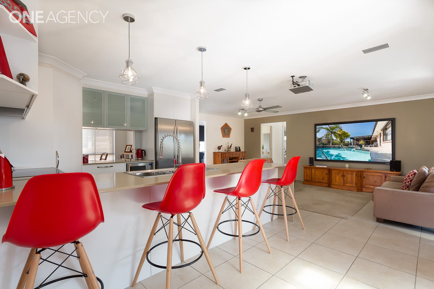 37 Oyster Point Esplanade, Newport, Newport - Thumbnail 4