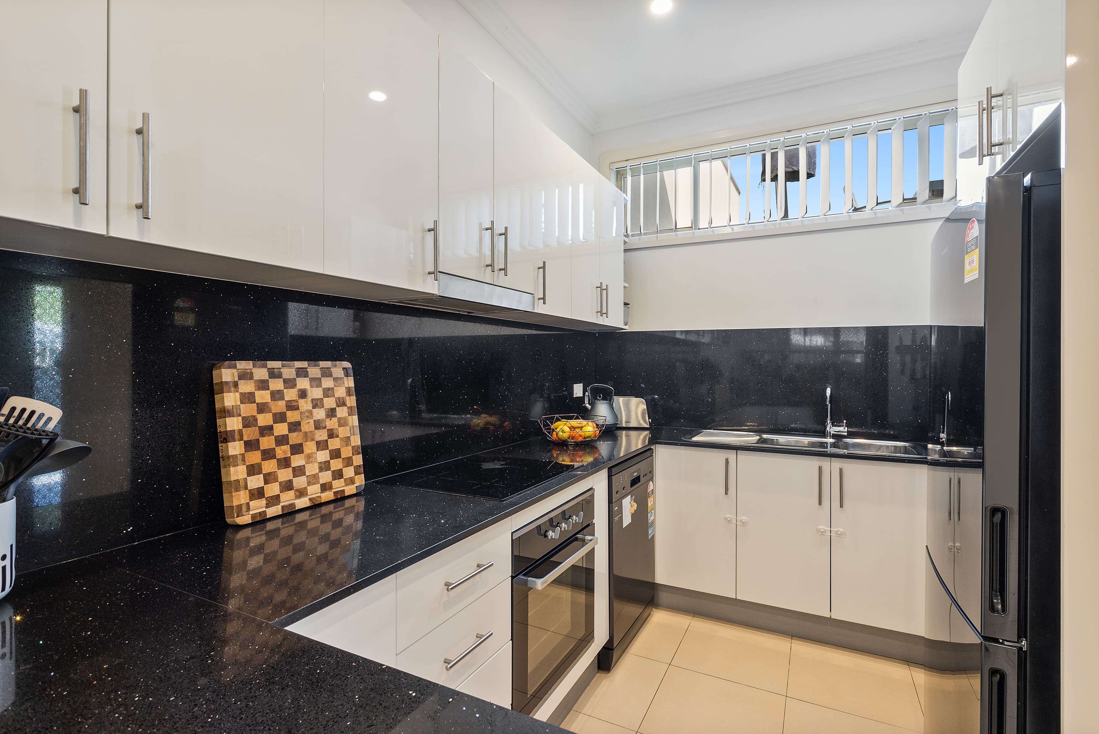 1/10 King Street, Kiama, Kiama - Thumbnail 2