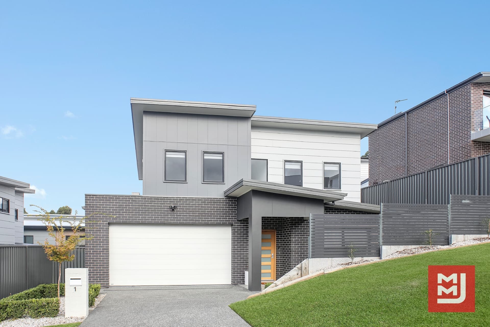 1 Yadboro Way, Tullimbar, Tullimbar - Image 1