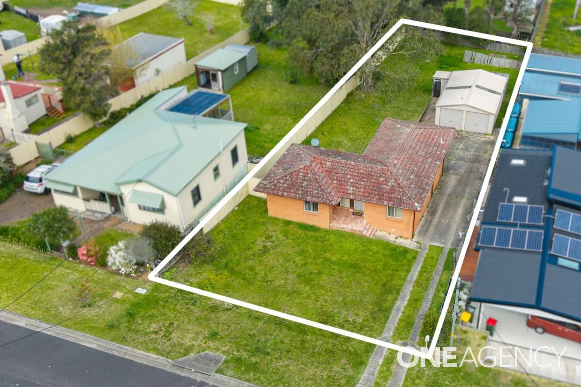 12 Wolseley Street, Milton, Milton - Image 1