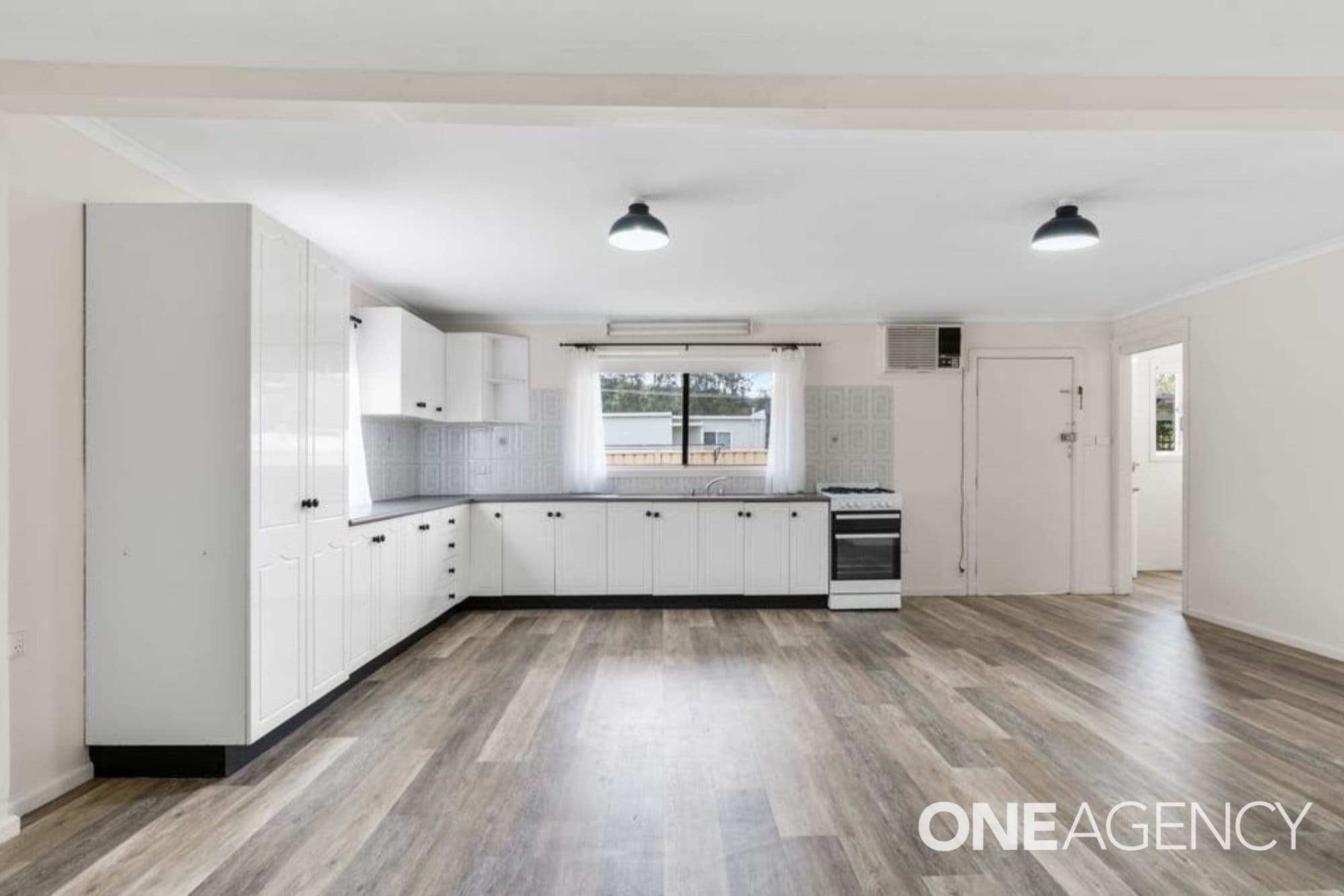 10 Thistleton Drive, Burrill Lake, Burrill Lake - Thumbnail 3
