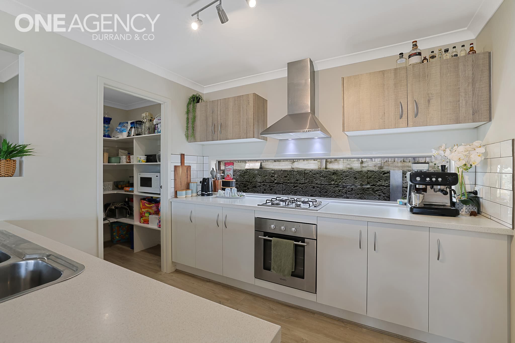 16 Minster Avenue, Warragul, Warragul - Thumbnail 3