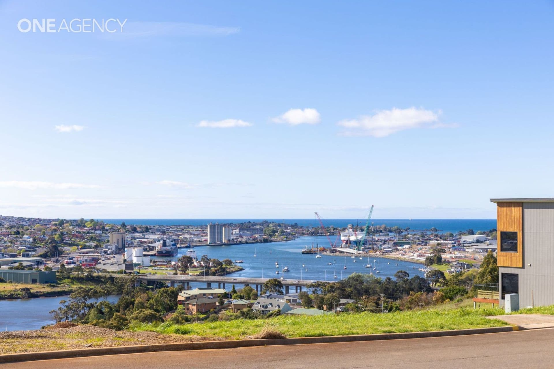 33A Skyline Drive, East Devonport, East Devonport - Image 1
