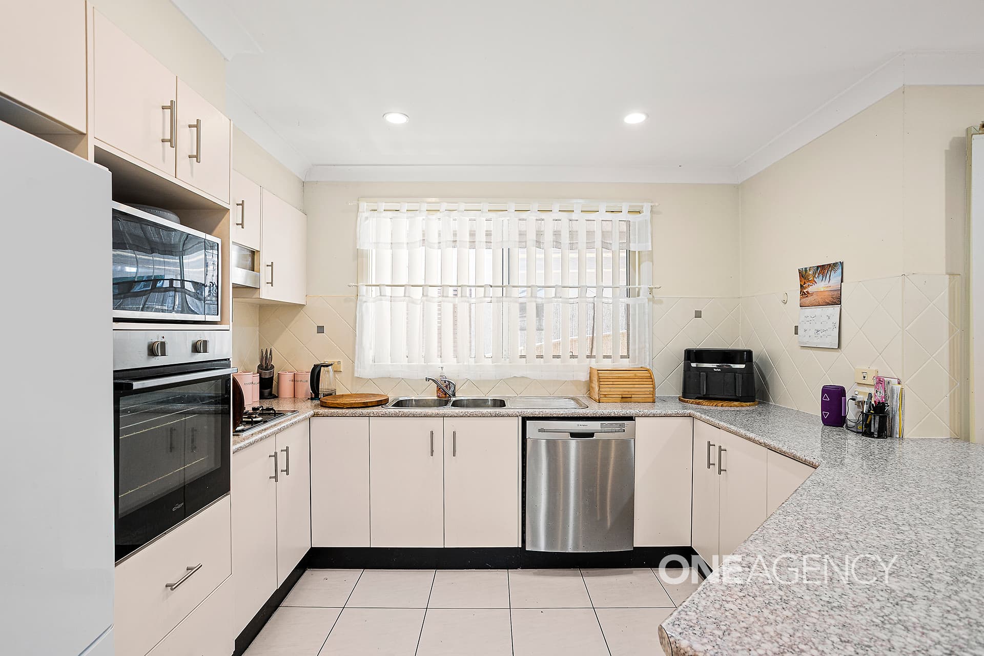1/ 3 Chaffey Way, Albion Park, Albion Park - Thumbnail 2