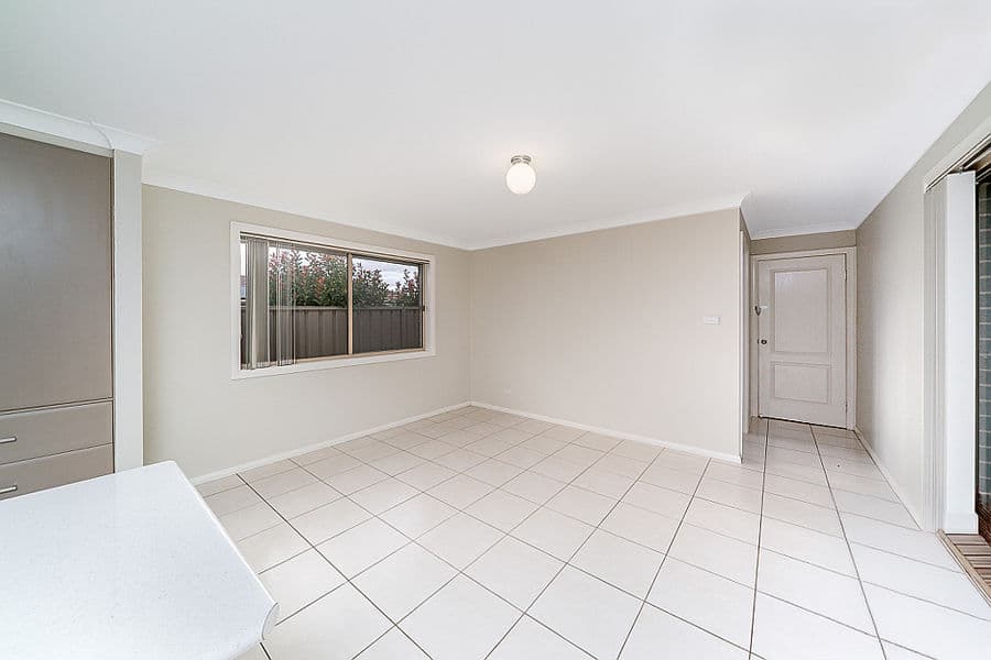 1/3 CARINYA Street, Glenfield Park, Glenfield Park - Thumbnail 5