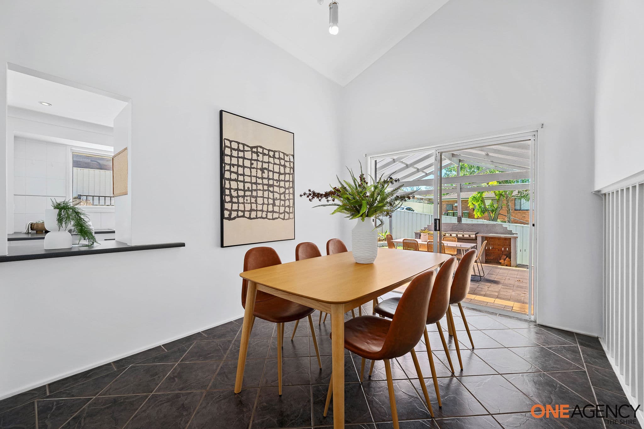 56 Barnes Crescent, Menai, Menai - Thumbnail 4