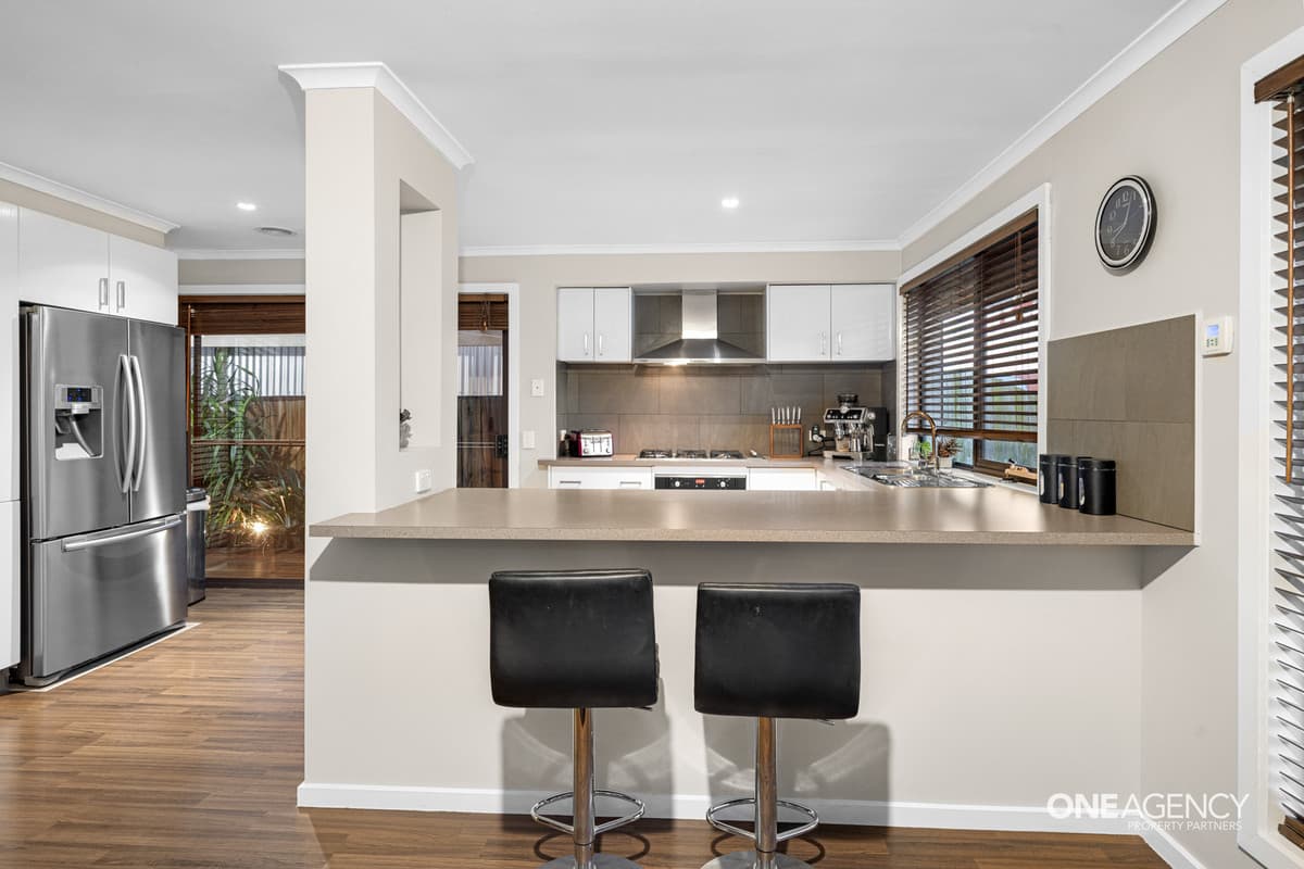 5 Birrell Court, Altona Meadows, Altona Meadows - Thumbnail 6
