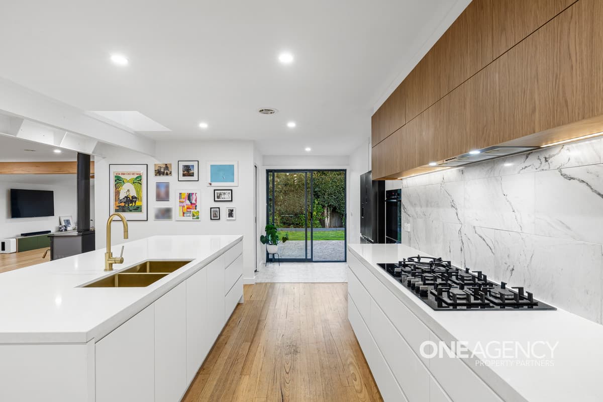 67 Shane Avenue, Seabrook, Seabrook - Thumbnail 5