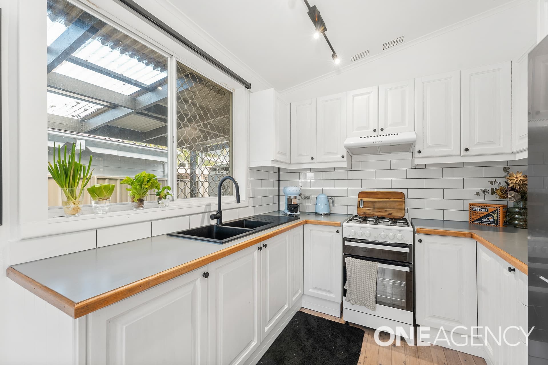 1 Dennis Avenue, Mount Warrigal, Mount Warrigal - Thumbnail 3