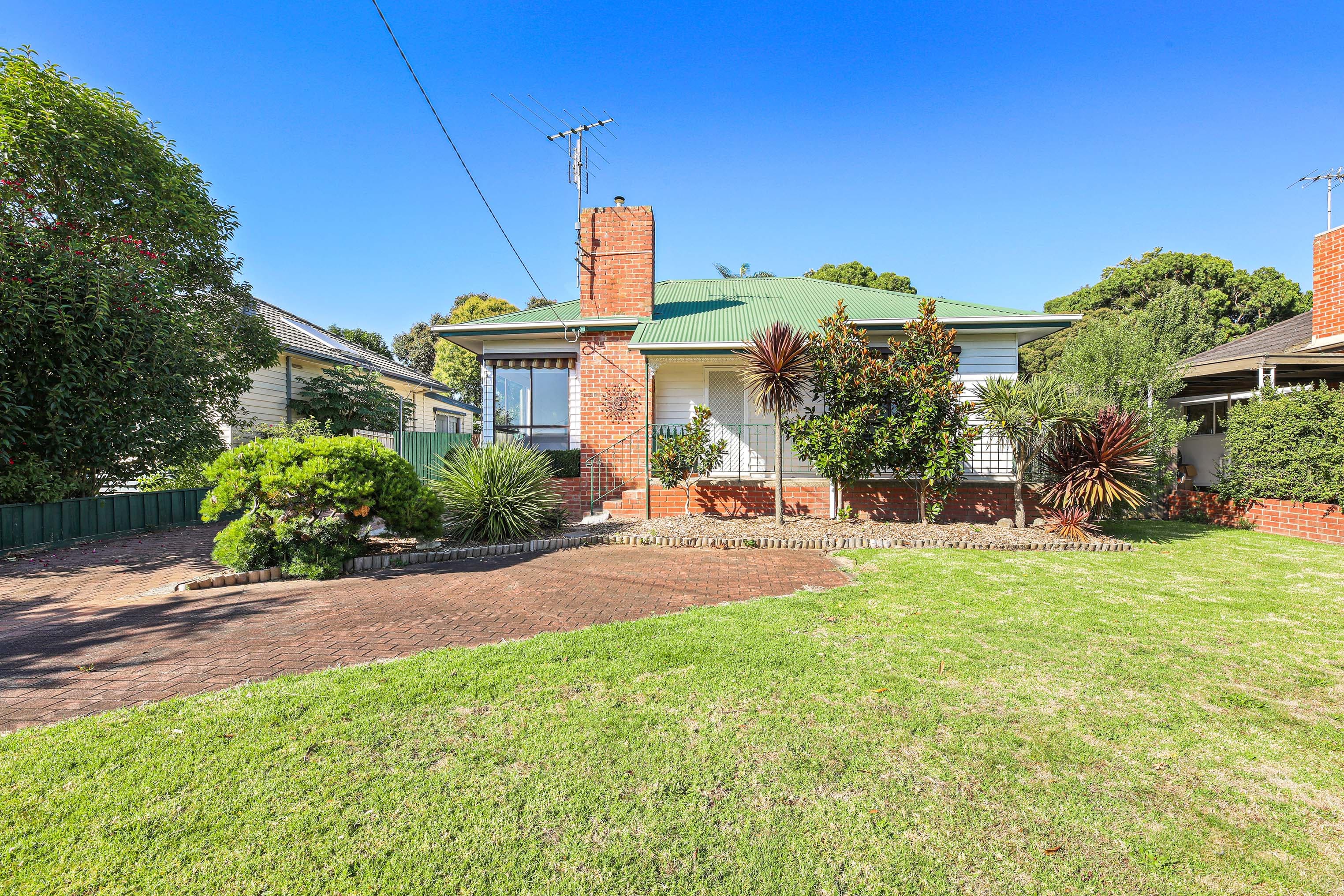 14 Pioneer Street, Warragul, Warragul - Thumbnail 2