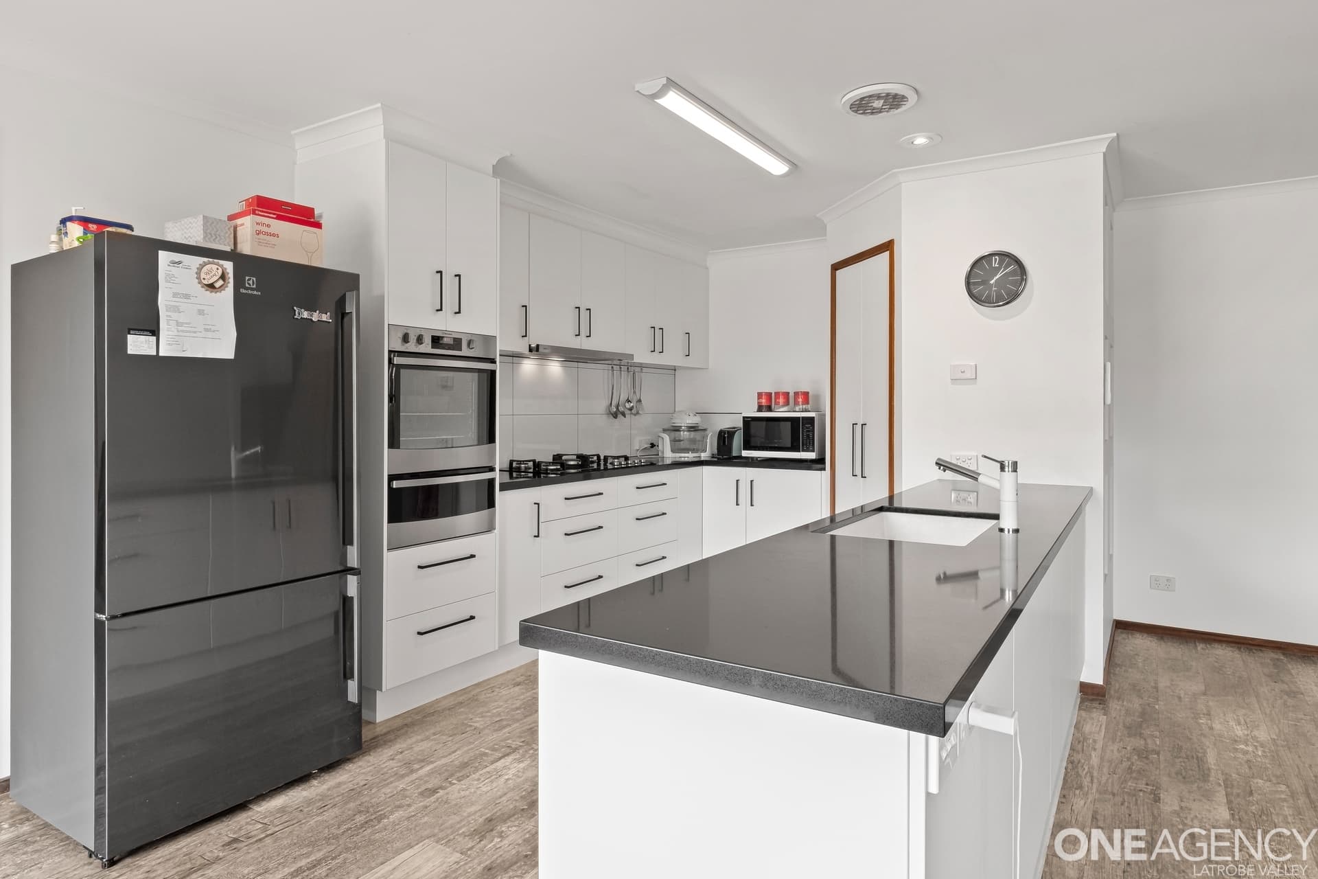 2 MacDonald Court, Glengarry, Glengarry - Thumbnail 4