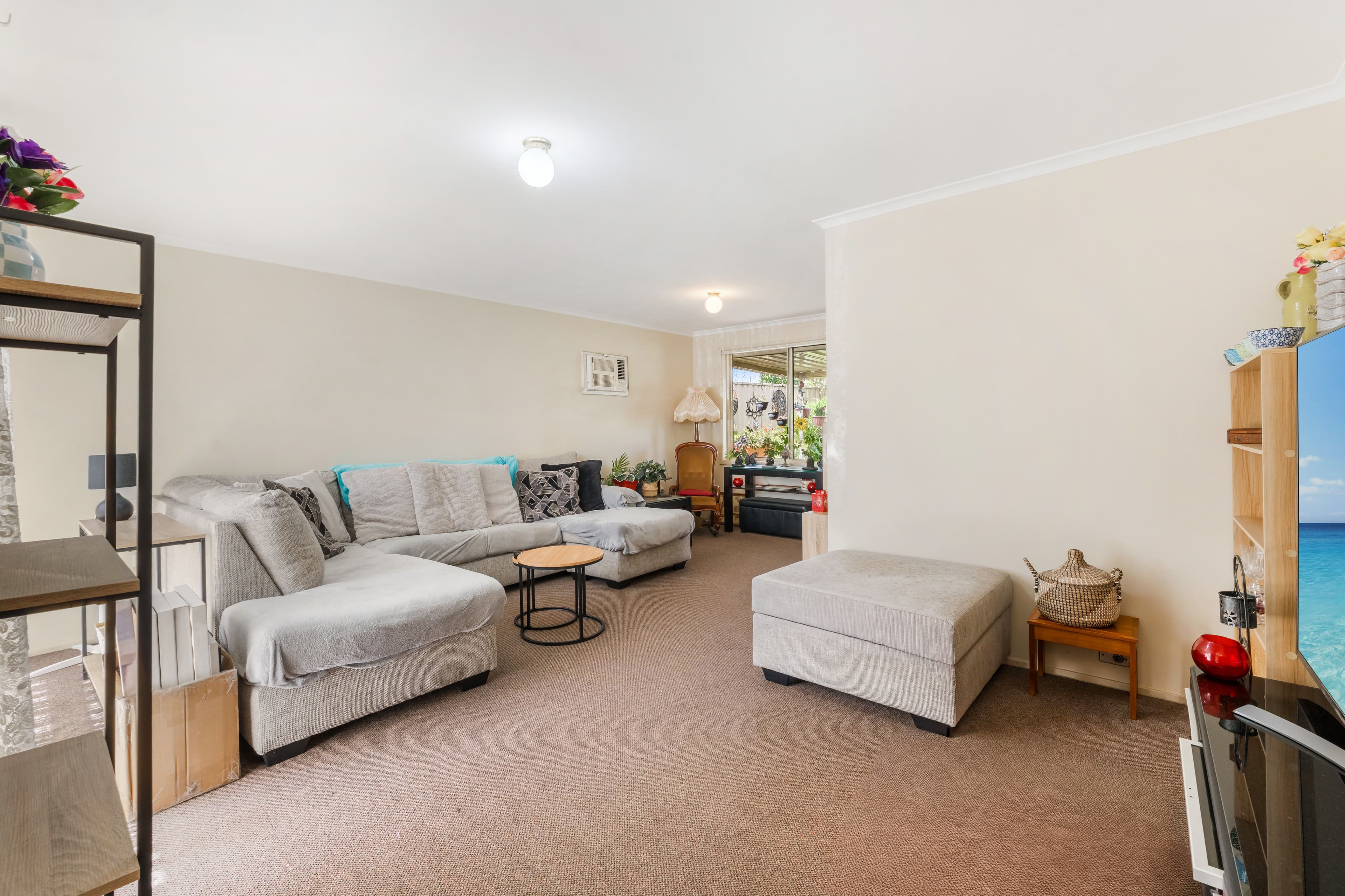 26 Crommelin Crescent, St Helens Park, St Helens Park - Thumbnail 3
