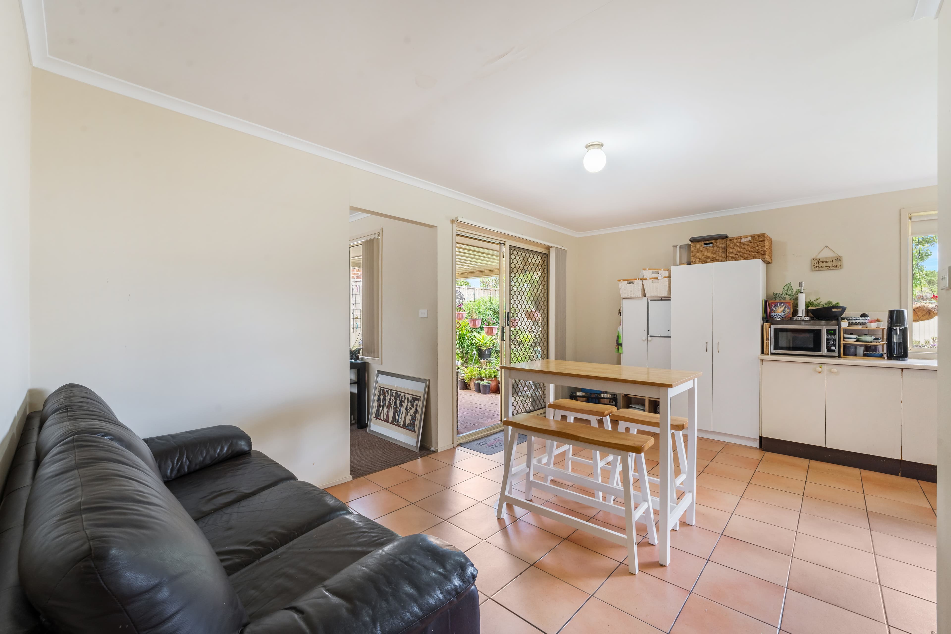 26 Crommelin Crescent, St Helens Park, St Helens Park - Thumbnail 6