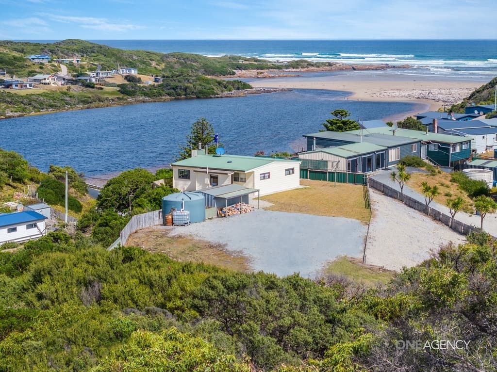 24 Ferryman Terrace, Arthur River, Arthur River - Image 1