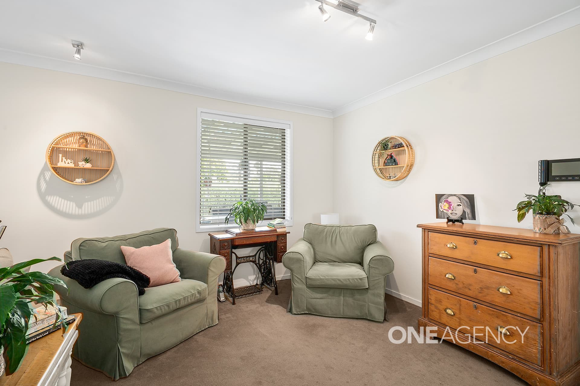 38 Fuchsia Crescent, Bomaderry, Bomaderry - Thumbnail 7