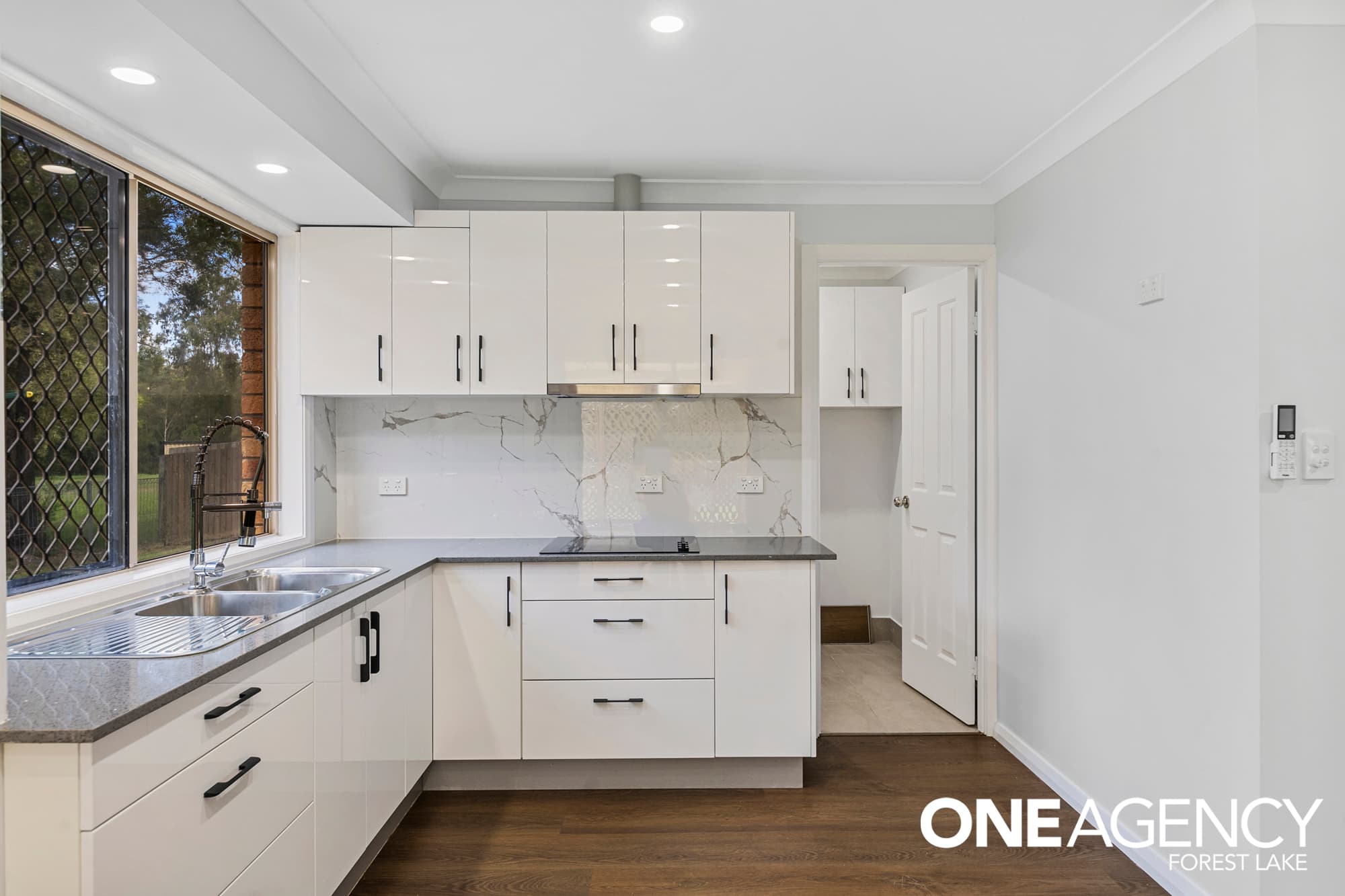 36 Helen Street, North Booval, North Booval - Thumbnail 7