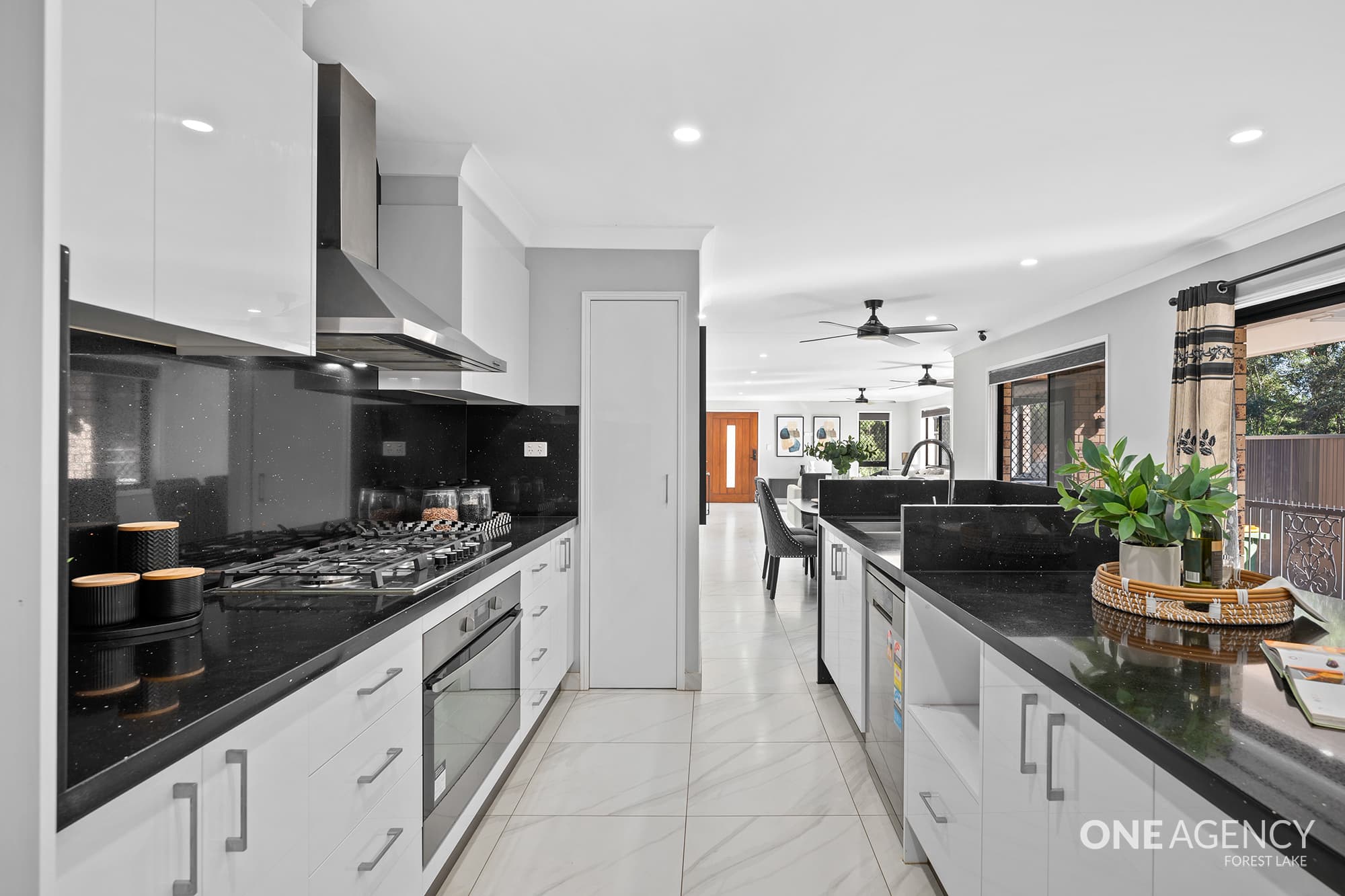 12 Falkland Street West, Heathwood, Heathwood - Thumbnail 5
