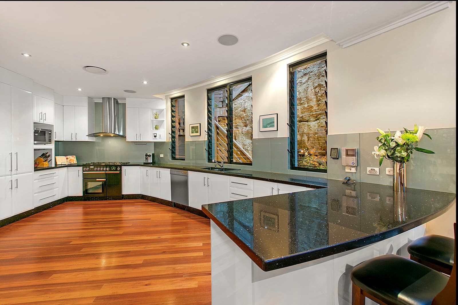 98 Corymbia Circuit, Frenchs Forest, Frenchs Forest - Thumbnail 2