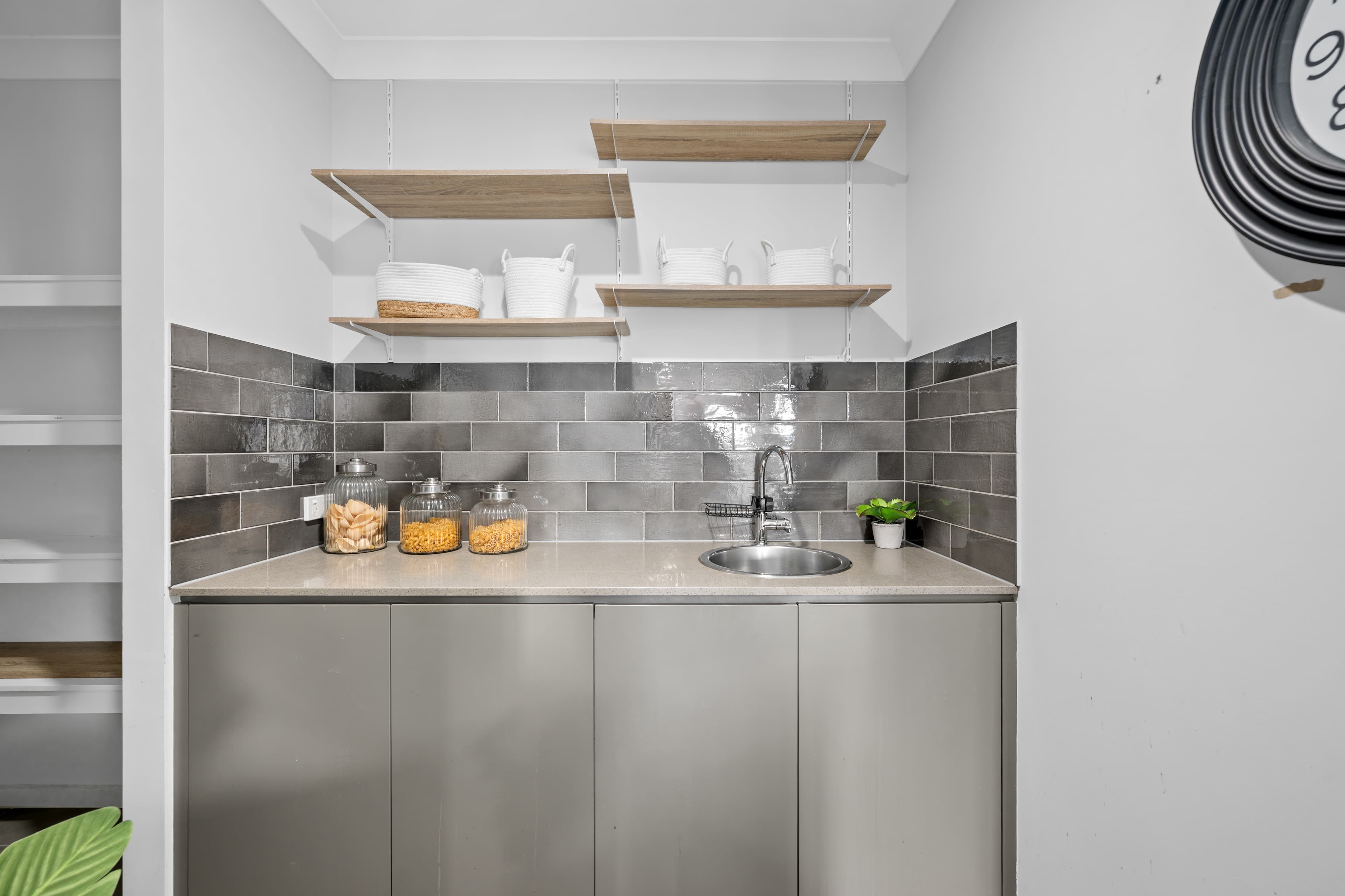 111-115 Melrose Place, New Beith, New Beith - Thumbnail 7