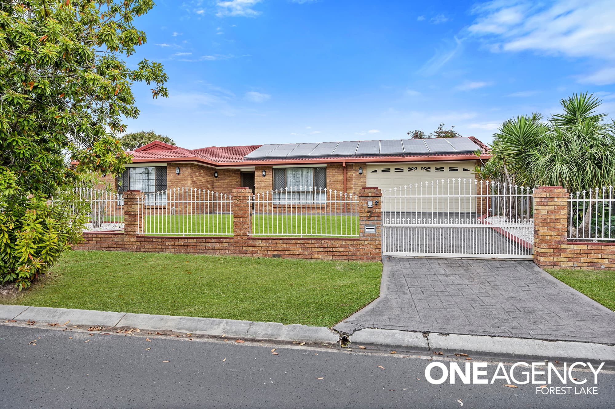 7 Clifton Crescent, Durack, Durack - Image 1