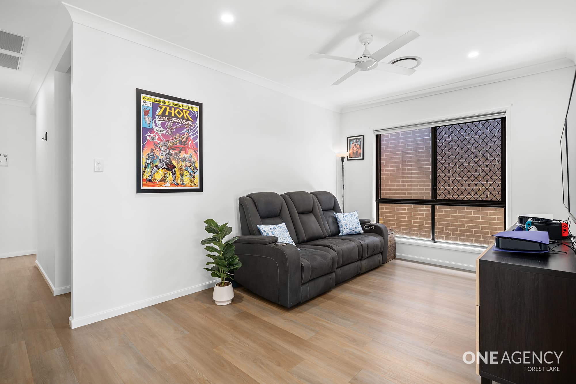 11 Waratah Street, Pallara, Pallara - Thumbnail 2