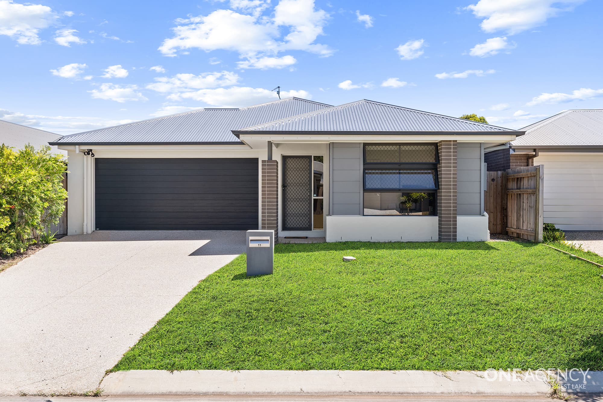 11 Waratah Street, Pallara, Pallara - Image 1