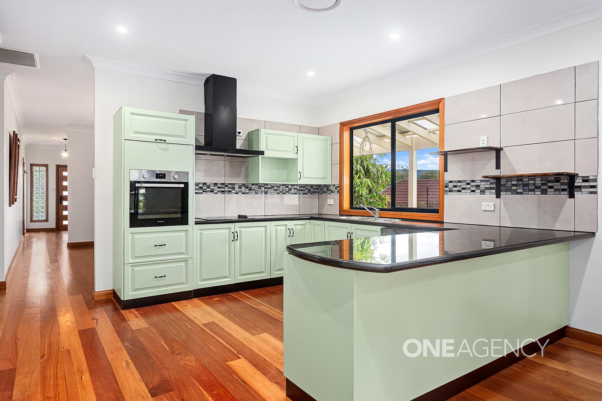 9B Gilba Road, Koonawarra, Koonawarra - Thumbnail 2