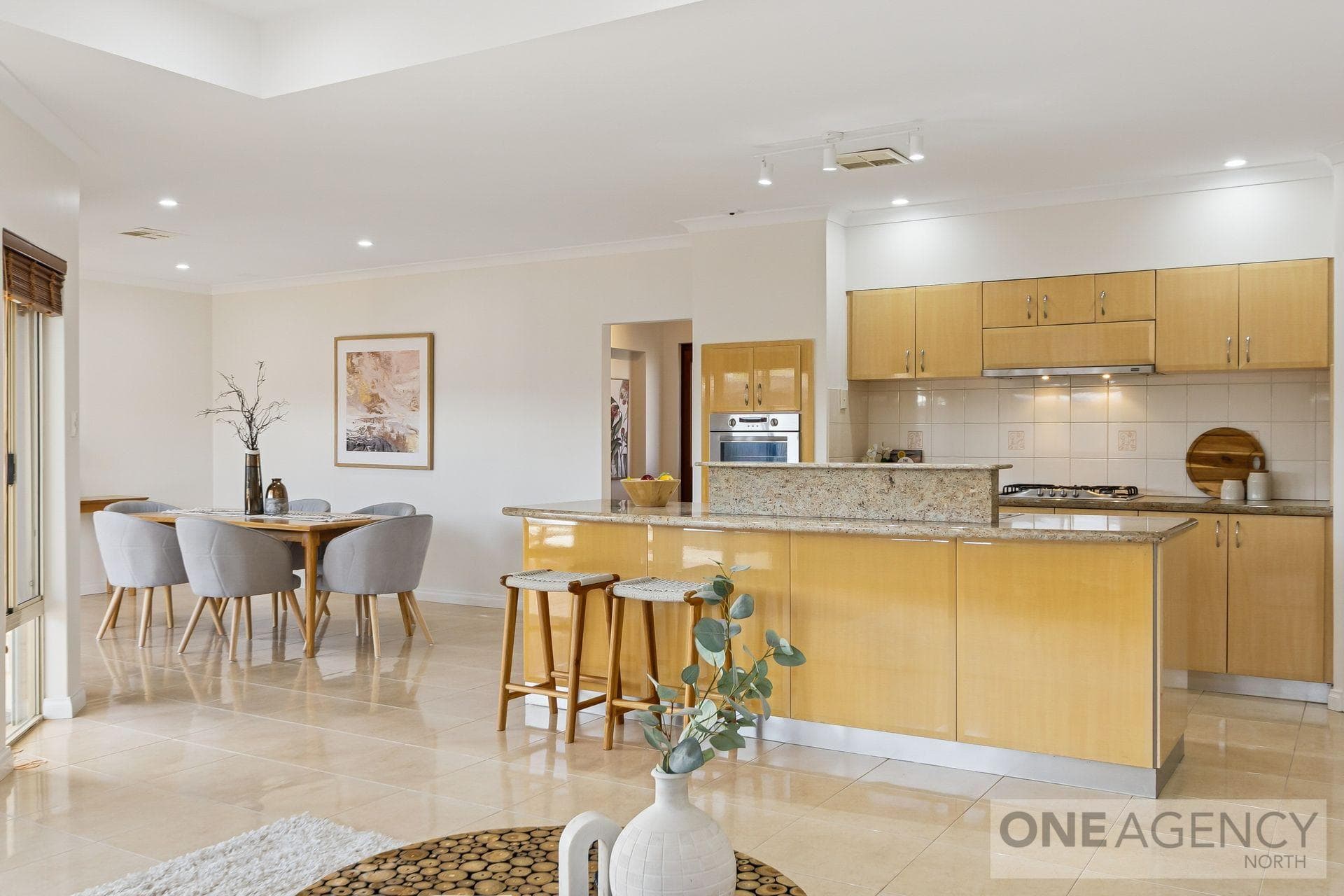 6 Coralvine Grange, Stirling, Stirling - Thumbnail 5