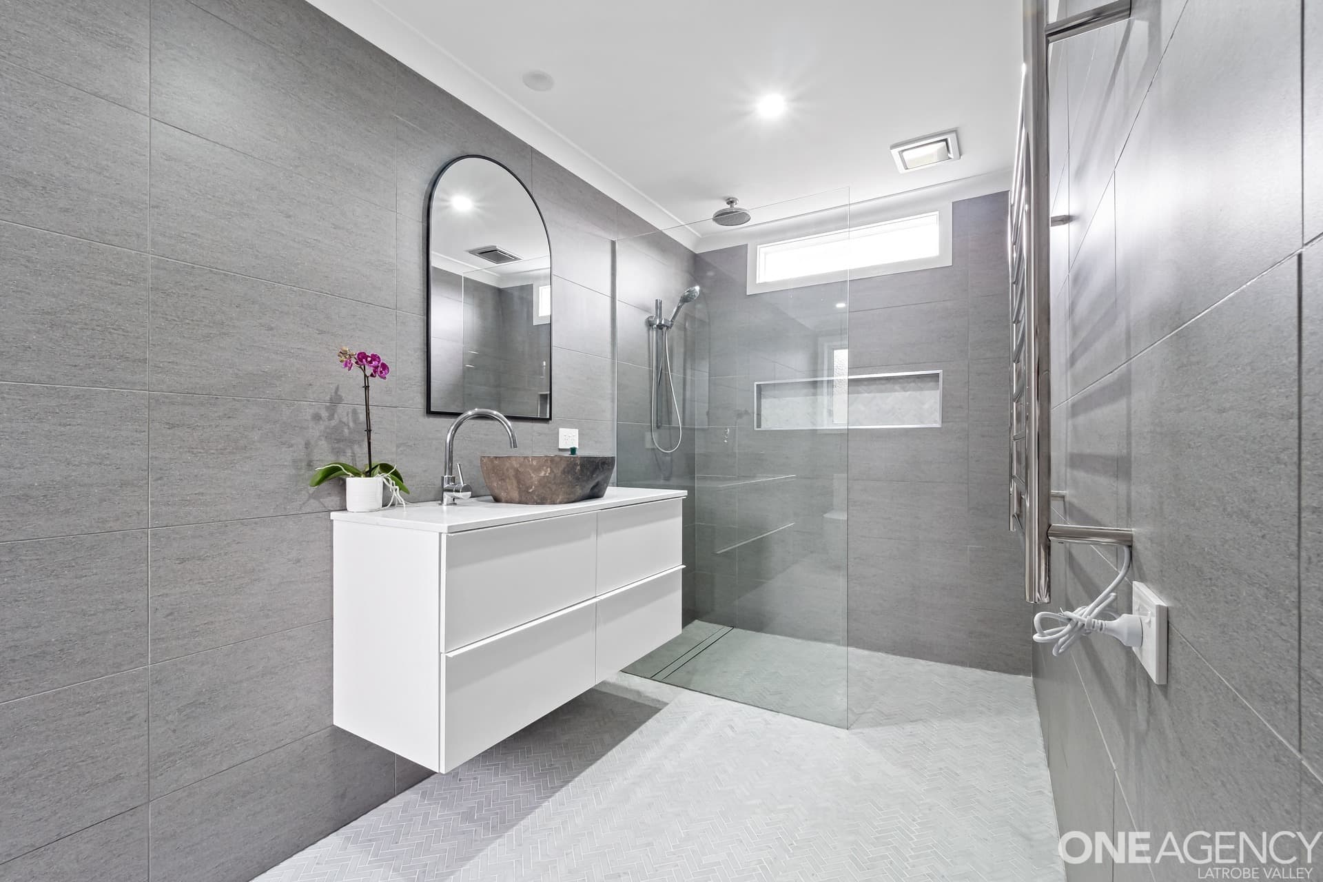 19 Pollock Avenue, Traralgon, Traralgon - Thumbnail 8