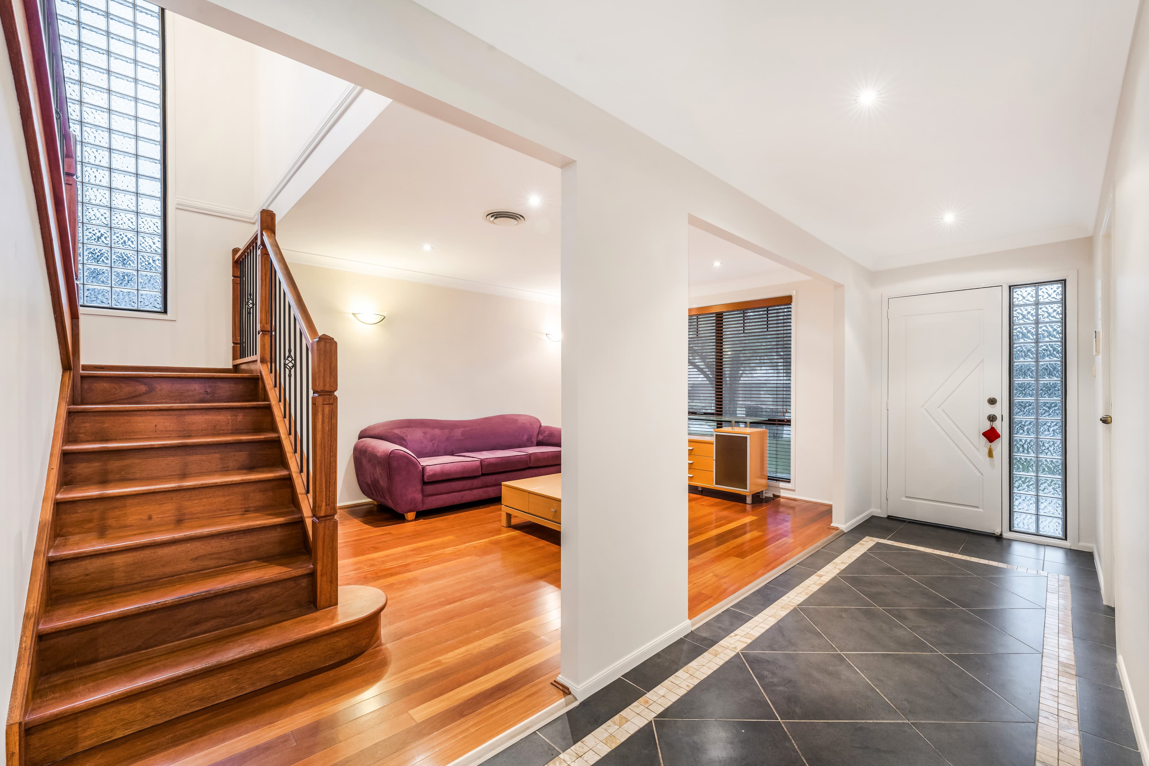 13 Richmond Close, St Johns Park, St Johns Park - Thumbnail 5