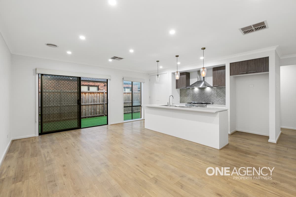 7 Howard Road, Thornhill Park, Thornhill Park - Thumbnail 5