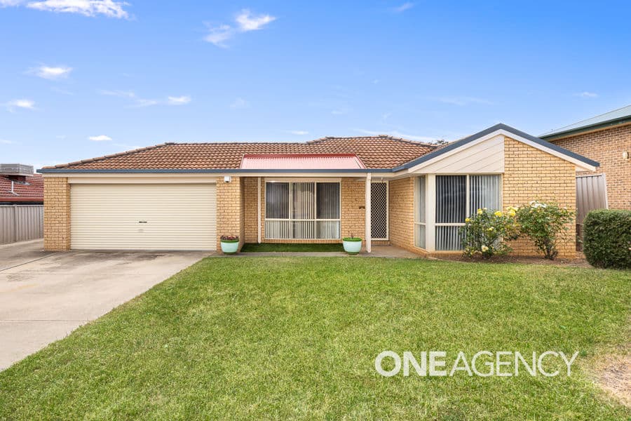 26 KIRRANG Avenue, Glenfield Park, Glenfield Park - Image 1