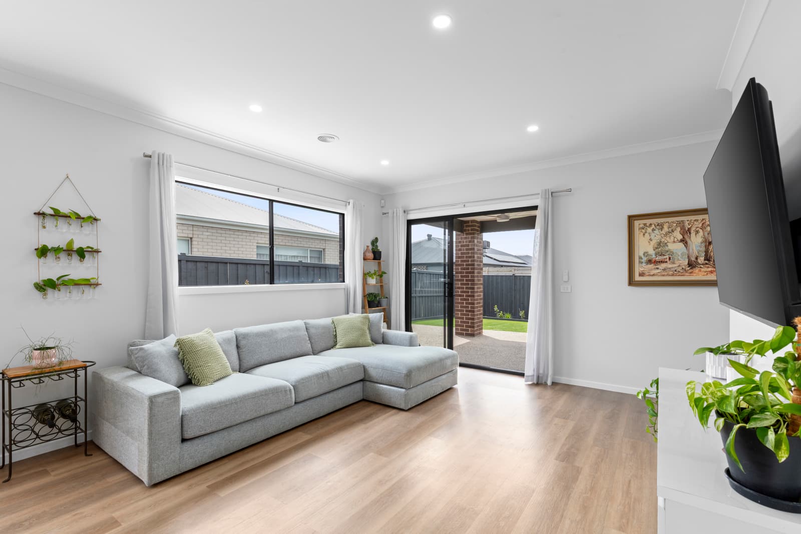 26 Audrey Street, Charlemont, Charlemont - Thumbnail 3