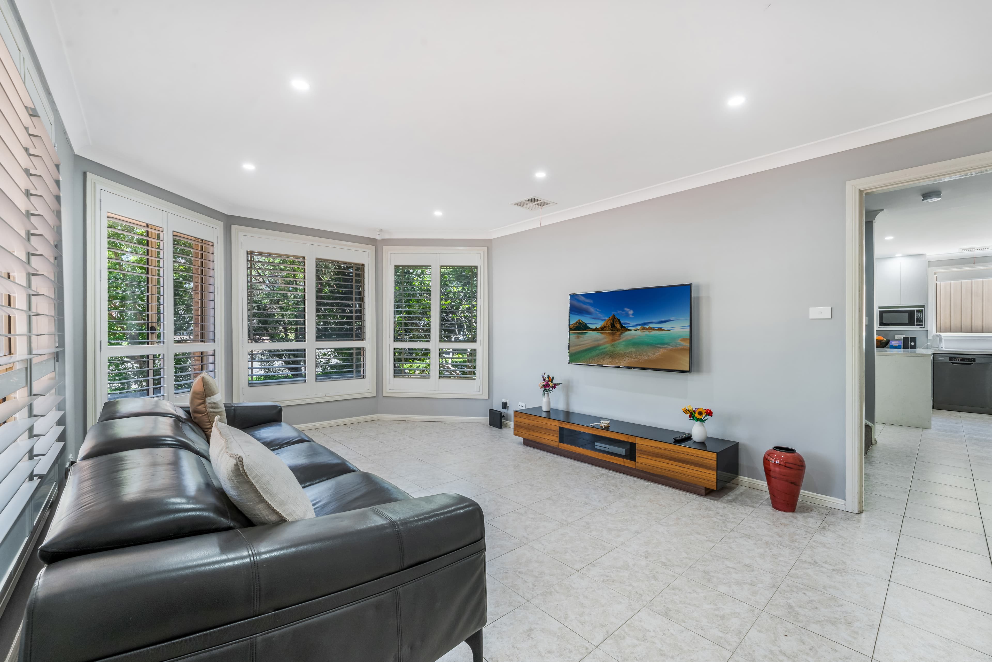 1/59 Kendall Drive, Casula, Casula - Thumbnail 2