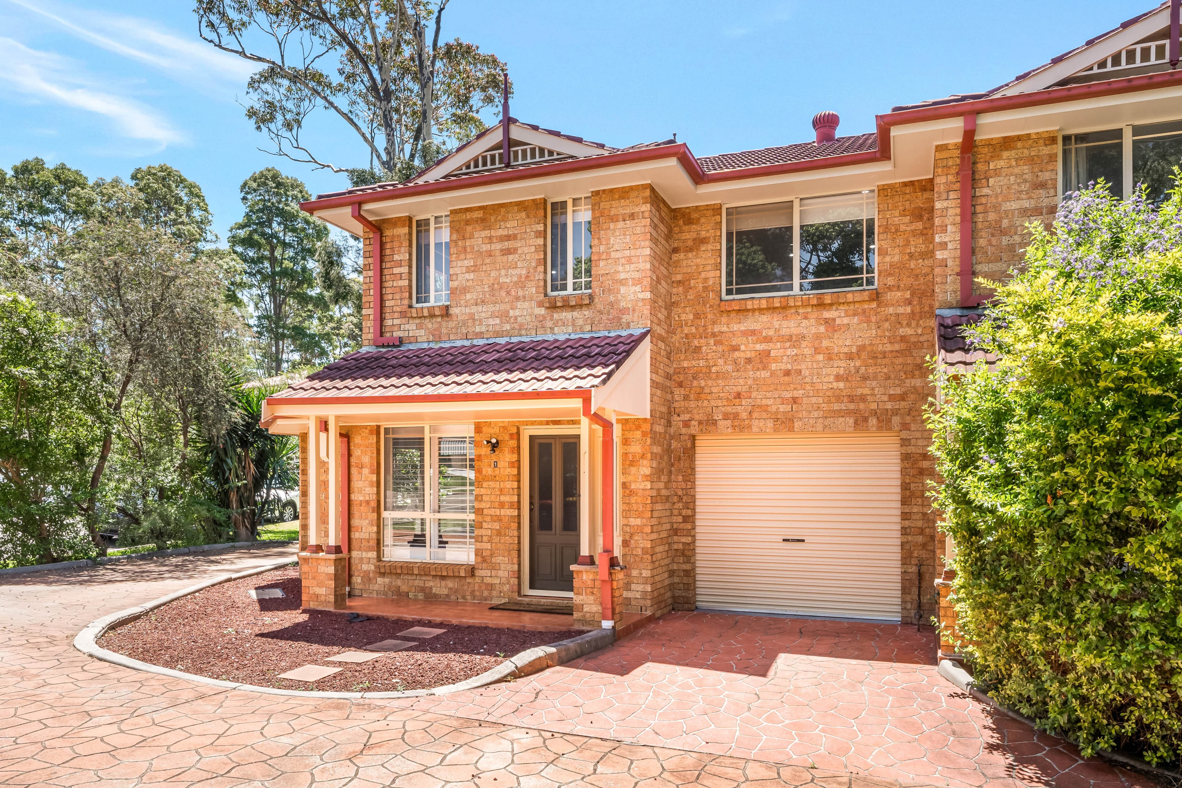 1/59 Kendall Drive, Casula, Casula - Image 1