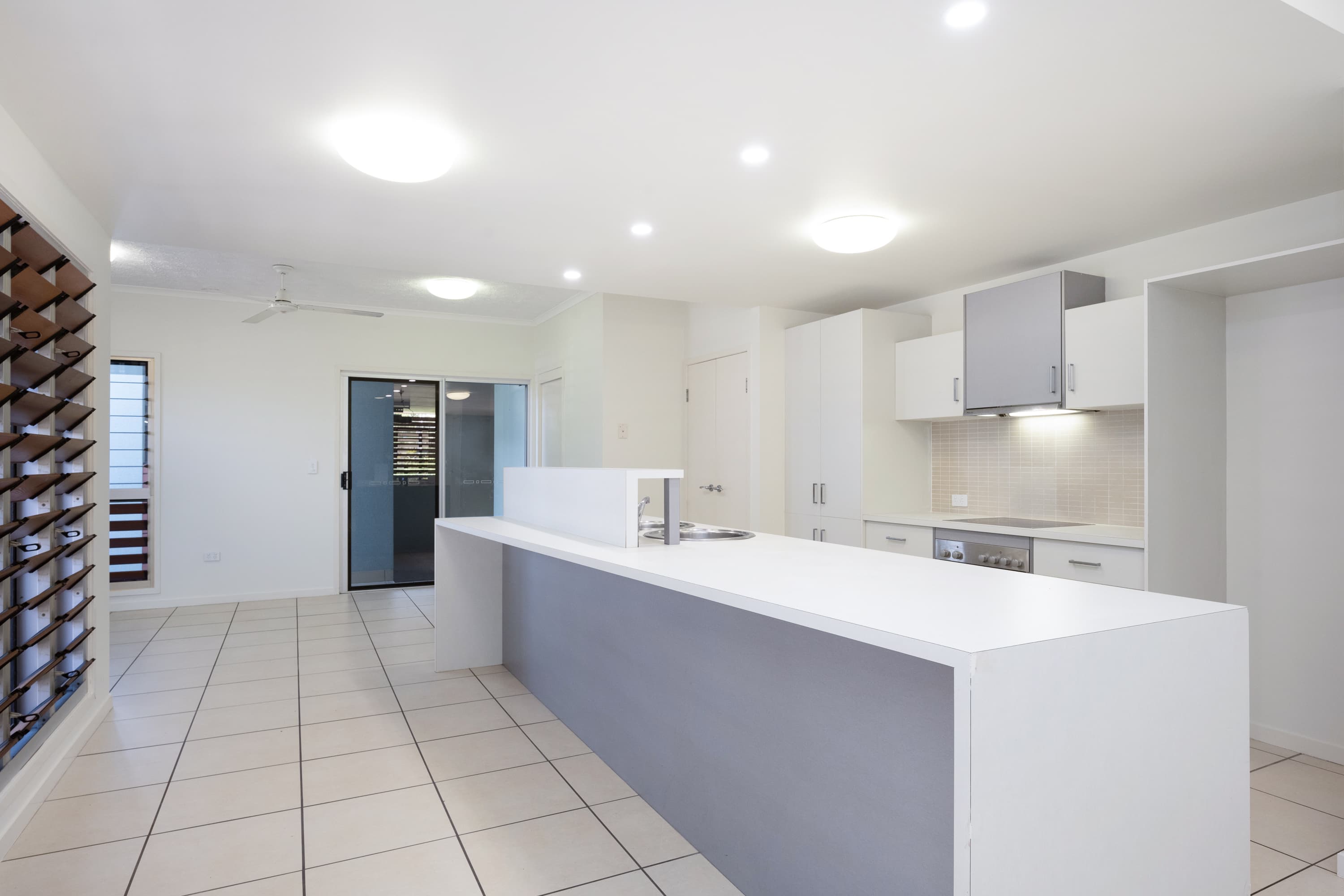 235 Riverside Boulevard, Douglas, Douglas - Thumbnail 4