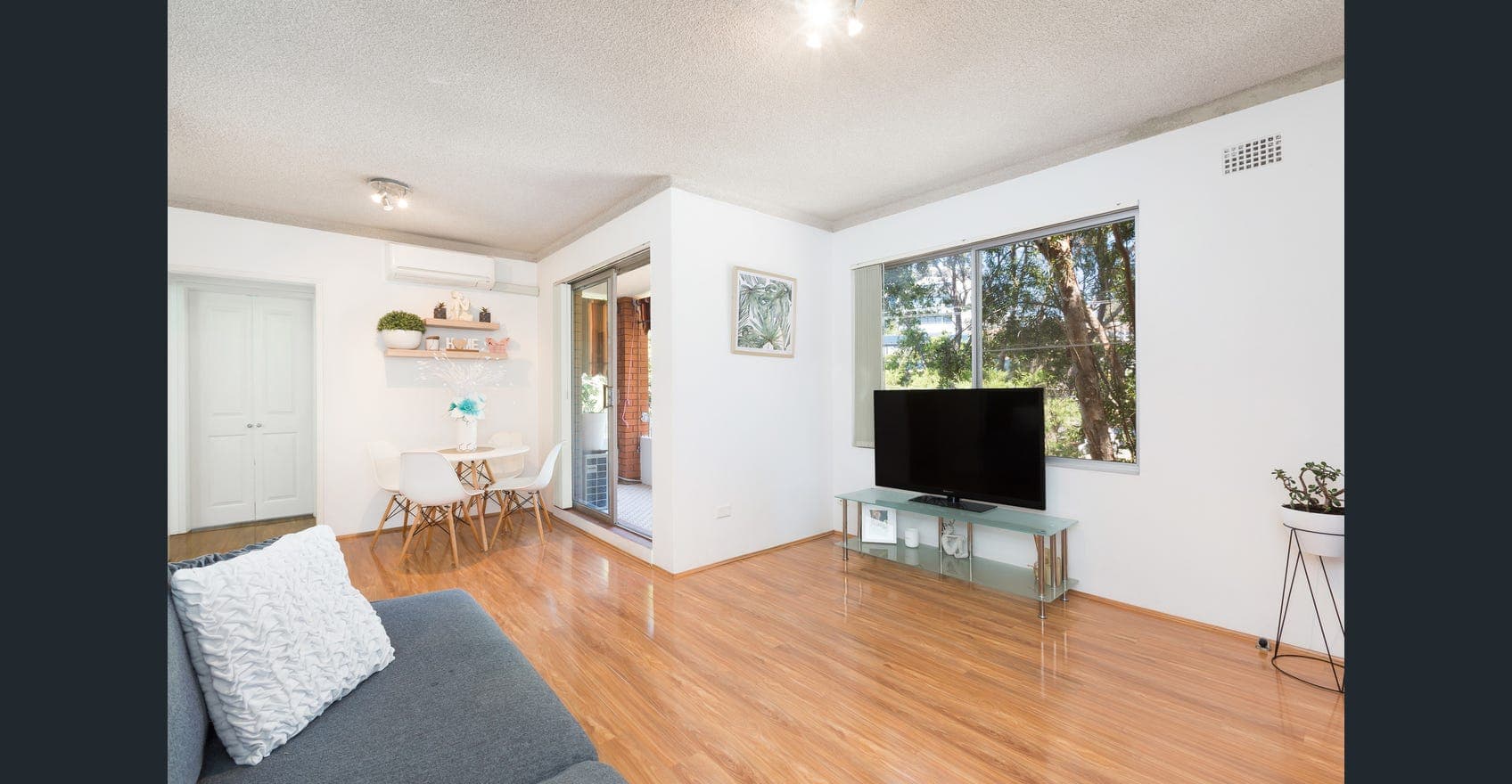 11/35-37 Banksia Road, Caringbah, Caringbah - Thumbnail 2