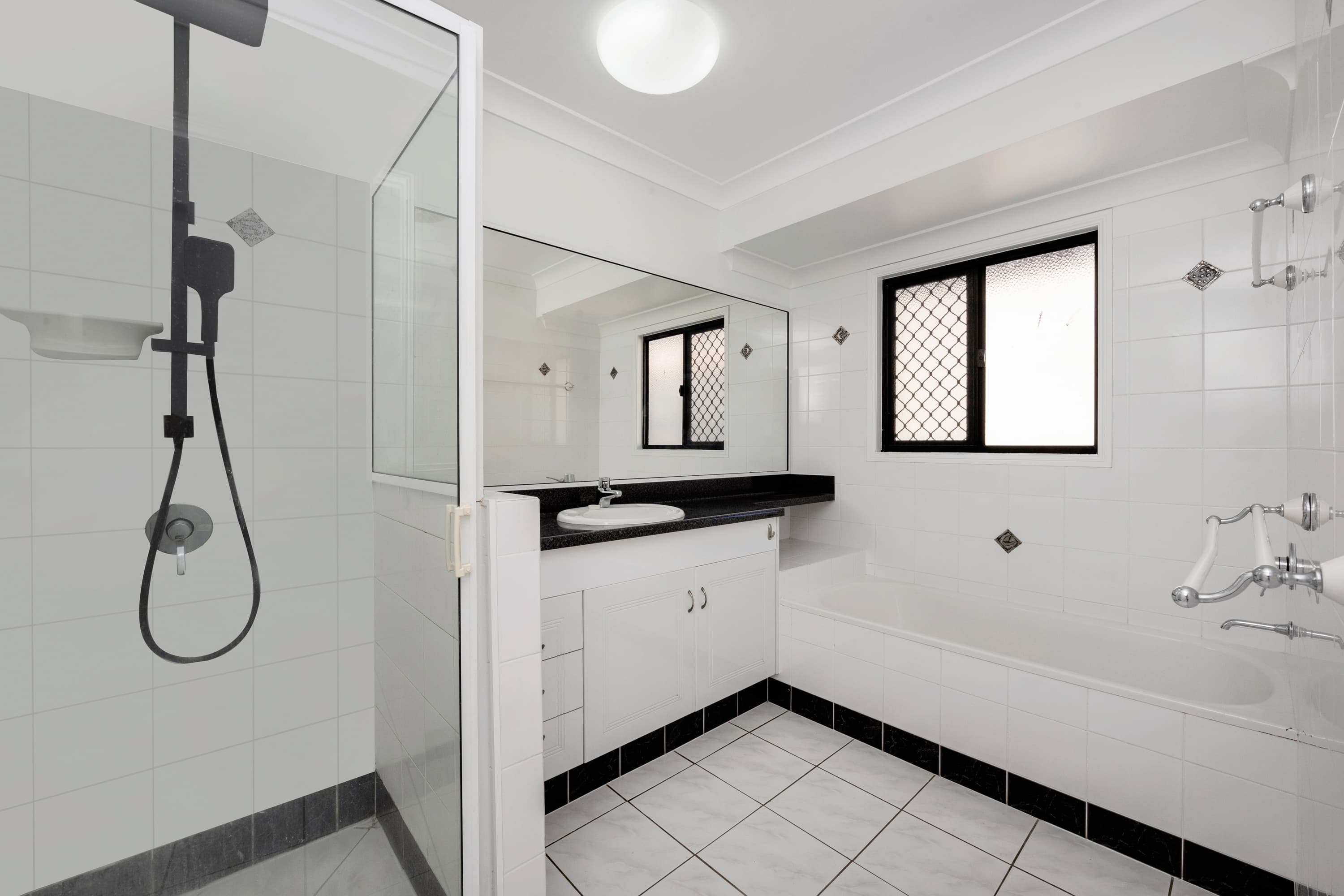 3 Ashburton Place, Douglas, Douglas - Thumbnail 7