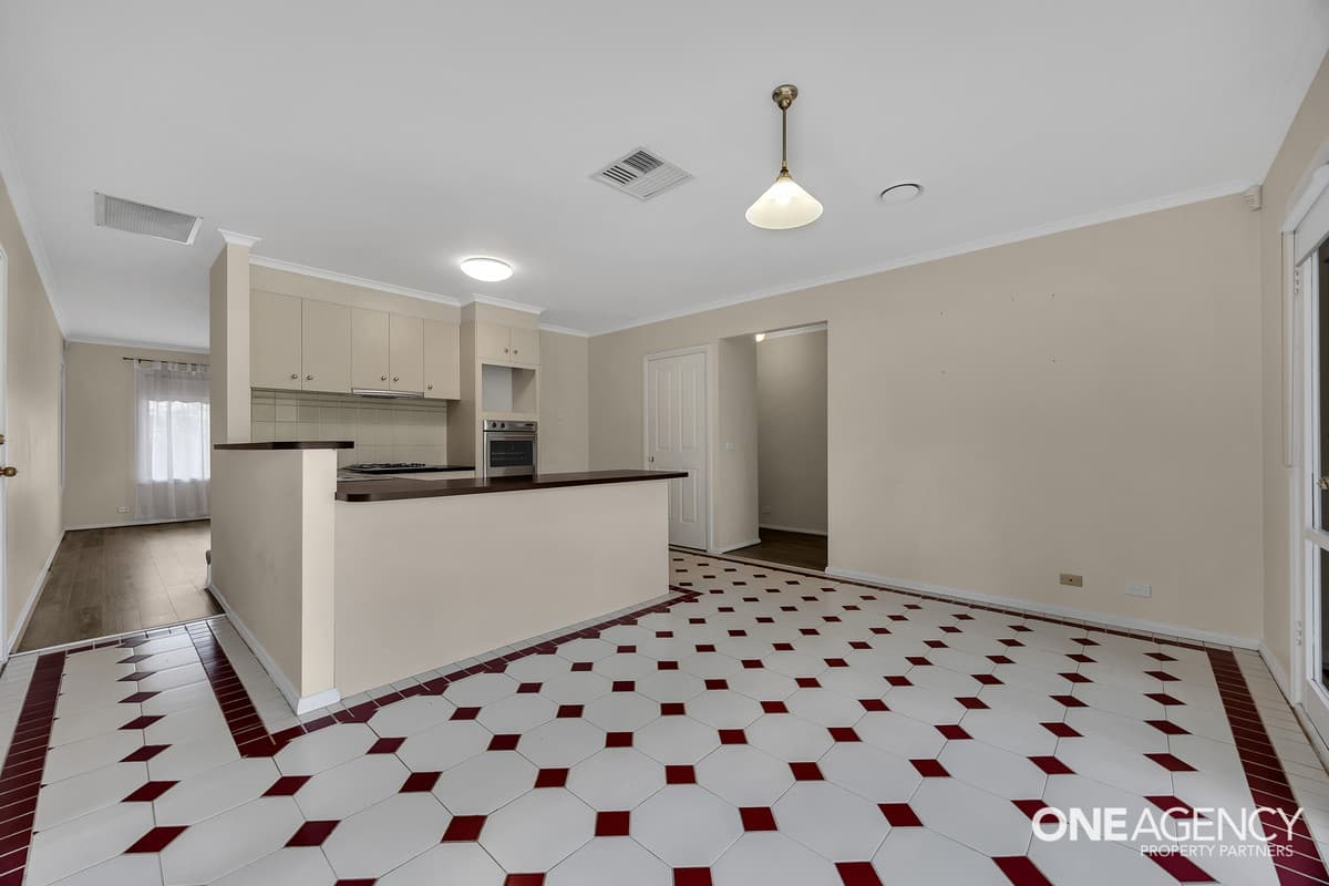 50 Canonbury Circle, Seabrook, Seabrook - Thumbnail 4