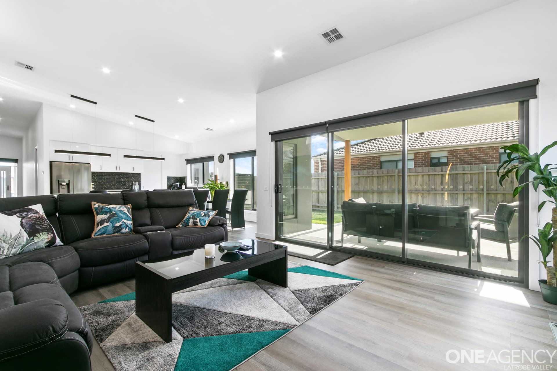 16 Parkview Boulevard, Morwell, Morwell - Thumbnail 4