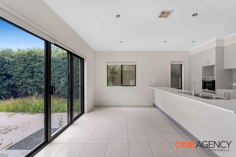 83 Katoomba Street, Harrison, Harrison - Thumbnail 6