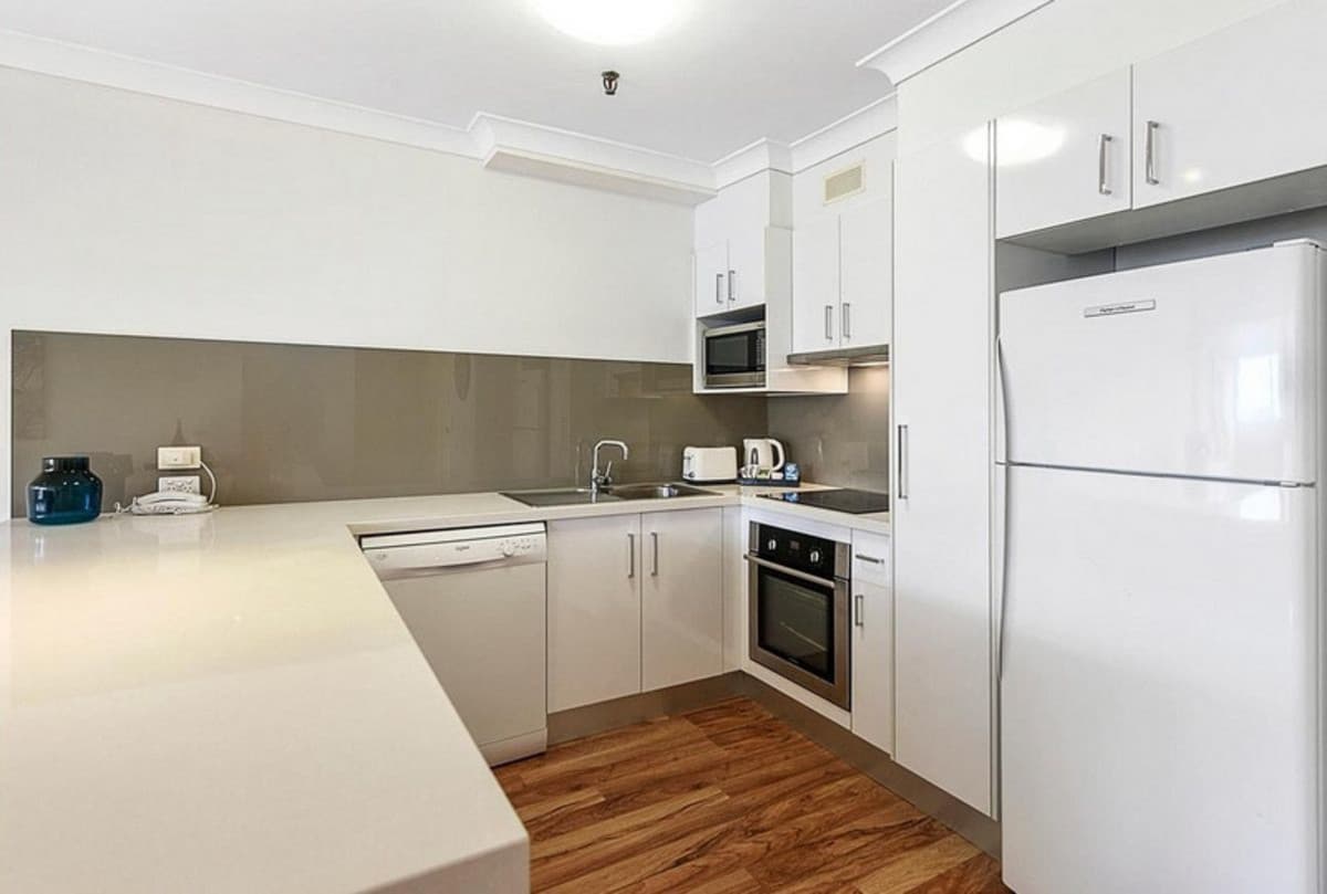 52/114 ESPLANADE, Surfers Paradise, Surfers Paradise - Thumbnail 6