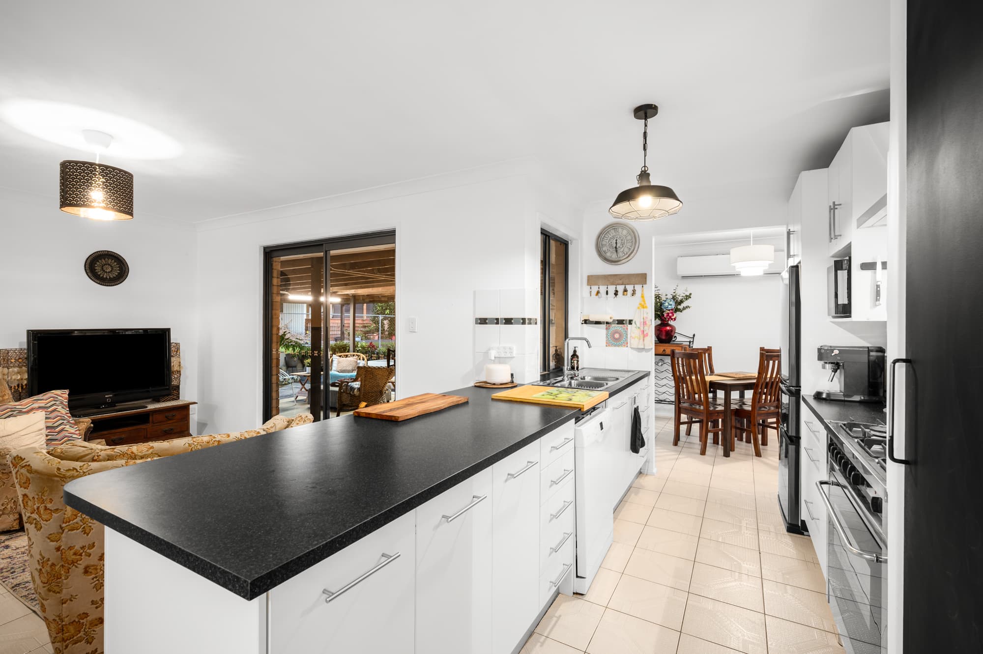 4 Elm Court, Browns Plains, Browns Plains - Thumbnail 7
