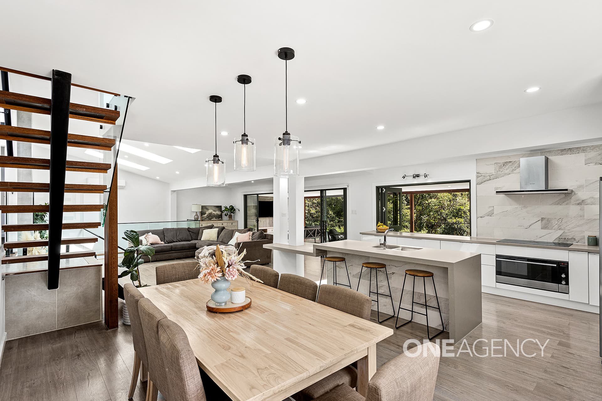 14 Telopea Place, Cordeaux Heights, Cordeaux Heights - Thumbnail 3