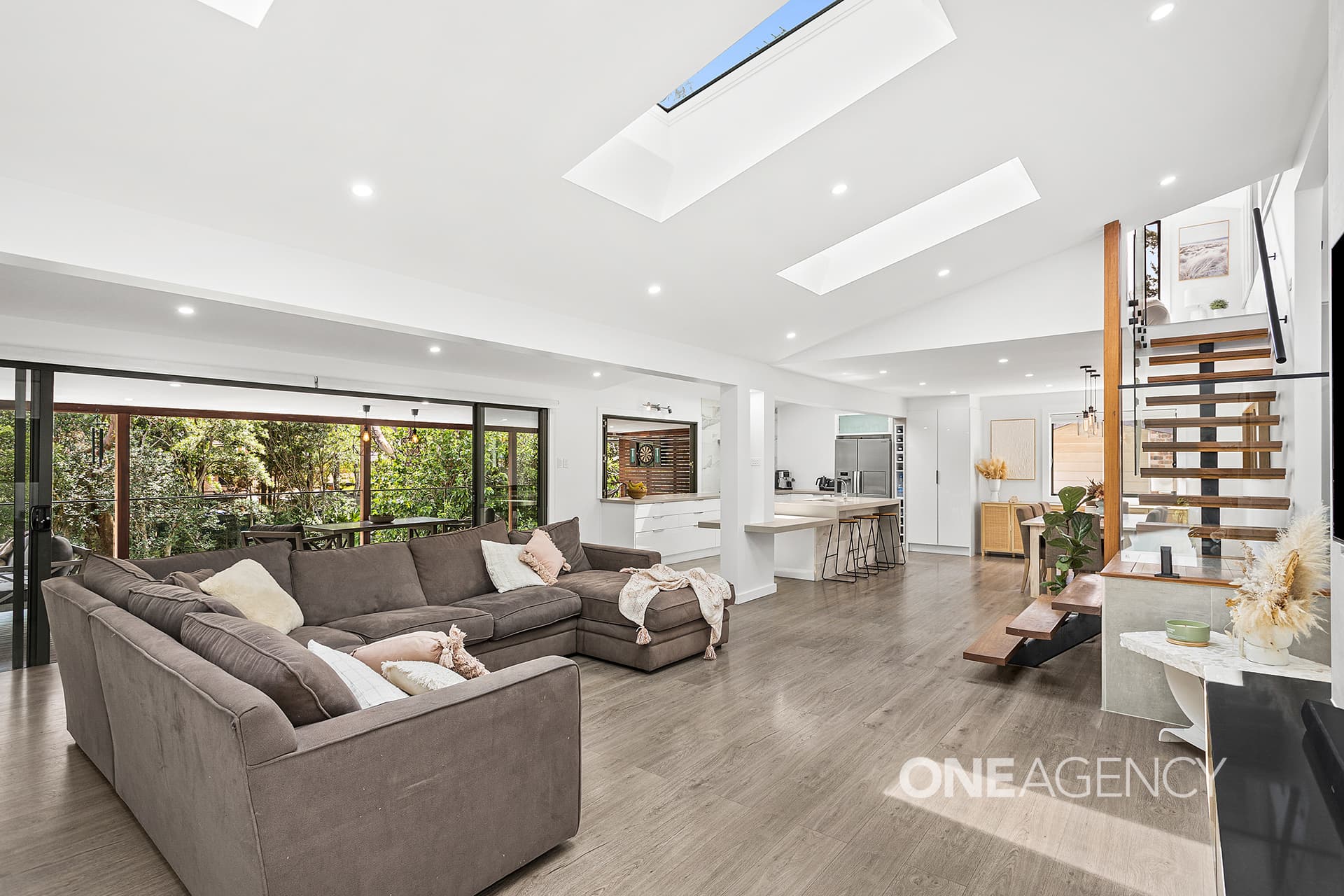 14 Telopea Place, Cordeaux Heights, Cordeaux Heights - Thumbnail 5