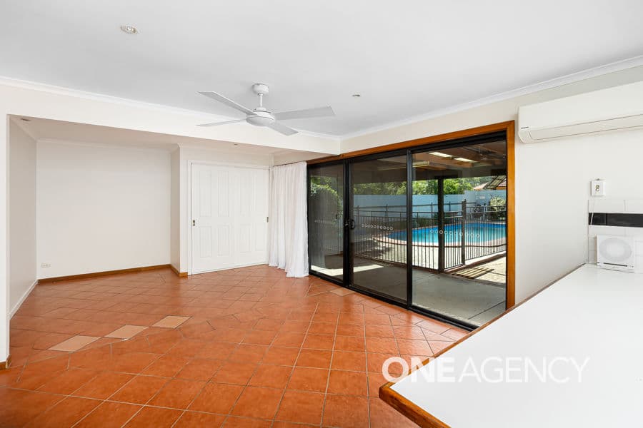 2 MELKIN Avenue, Glenfield Park, Glenfield Park - Thumbnail 4