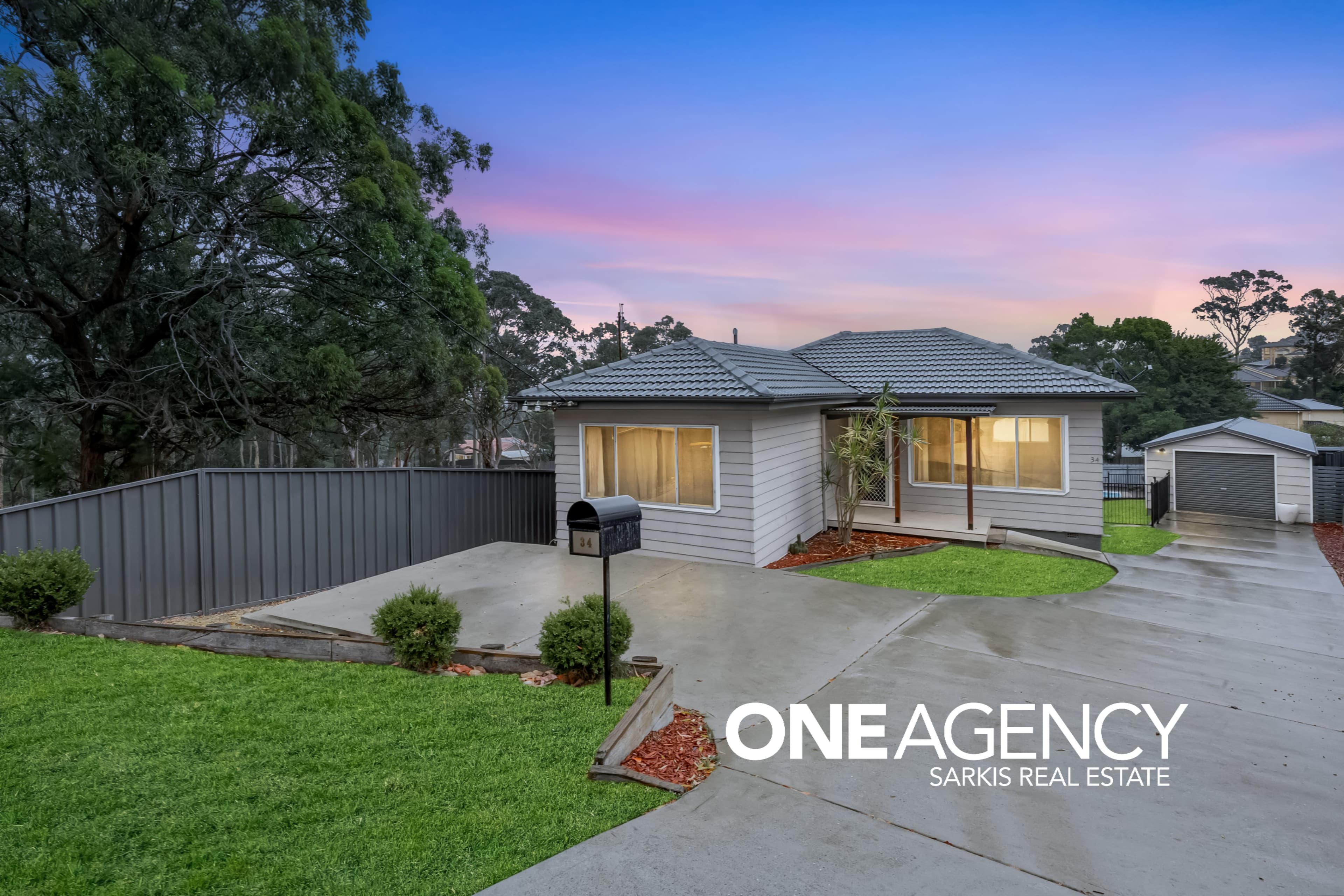34 Valley View Crescent, Glendale, Glendale - Thumbnail 2