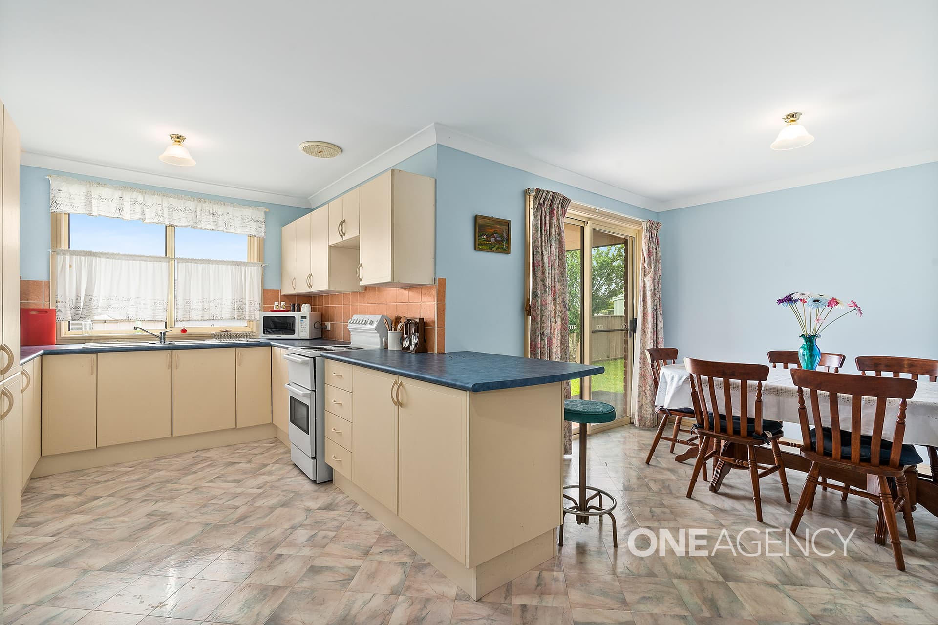 84 Waratah Crescent, Sanctuary Point, Sanctuary Point - Thumbnail 3