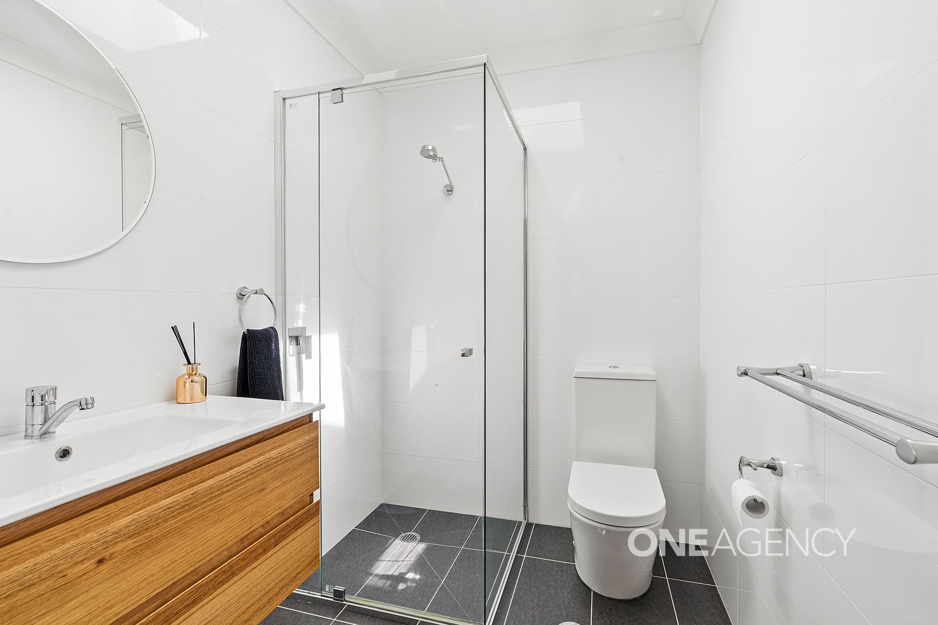 12 Centre Street, Nowra, Nowra - Thumbnail 8