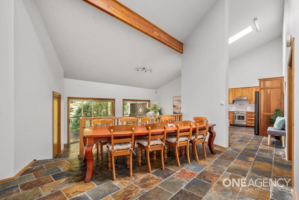 10 Gazania Street, Faulconbridge, Faulconbridge - Thumbnail 4
